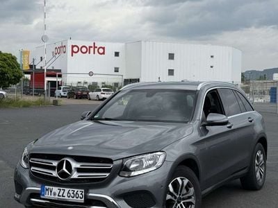 Mercedes GLC220