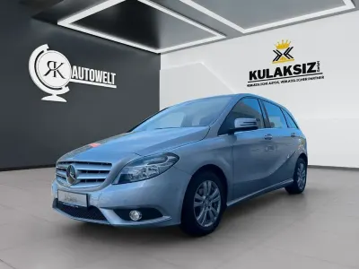 Gebraucht Mercedes B180 109 PS (80 kW) 2014 Silber Van / Kleinbus