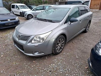 Gebraucht Toyota Avensis Executive 177 PS (130 kW) 2010 Grau Kombi
