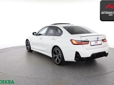 Second-hand BMW 330e M Sport 292 CP (214 kW) 2022 Alb Berlinǎ