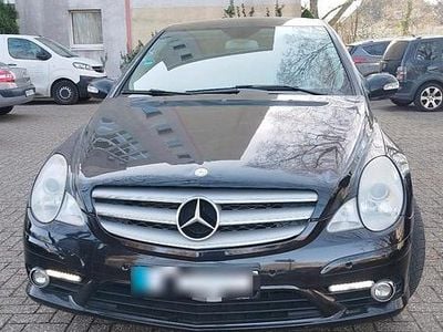 Gebraucht Mercedes R320 AMG 224 PS (164 kW) 2007 Schwarz Van / Kleinbus