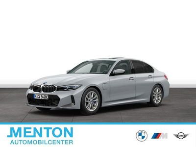 Grau Gebraucht 2025 BMW 330e M Sport Limousine | 53.028 € (Fairer Preis)
