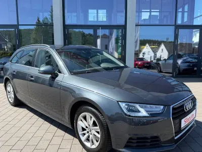 Gebraucht Audi A4 Sport 150 PS (110 kW) 2019 Grau Kombi