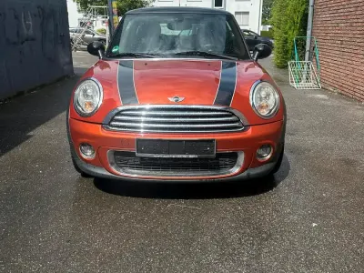 Gebraucht Mini Cooper 122 PS (89 kW) 2010 Orange Kleinwagen