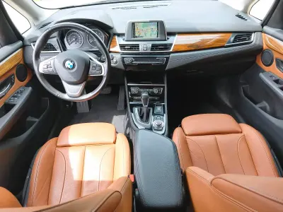 Gebraucht BMW 220 Luxury Line 192 PS (141 kW) 2015 Andere farben Limousine
