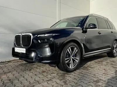 Neu BMW X7 Comfort Edition 352 PS (258 kW) 2026 Saphirschwarz metallic SUV
