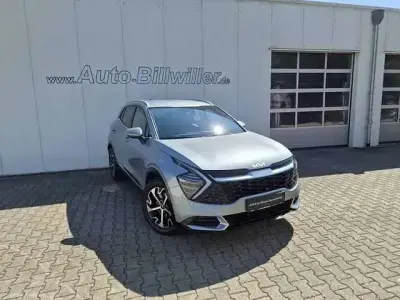 Gebraucht Kia Sportage Spirit 150 PS (110 kW) 2025 Lunarsilber metallic SUV