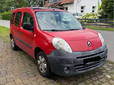 Gebraucht Renault Kangoo Privilege 106 PS (77 kW) 2008 Rot Van / Kleinbus
