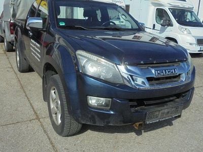 Gebraucht Isuzu D-Max 163 PS (119 kW) 2016 Blau SUV