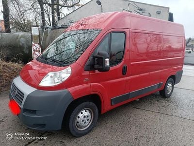 Gebraucht Fiat Ducato 115 PS (84 kW) 2014 Rot Van