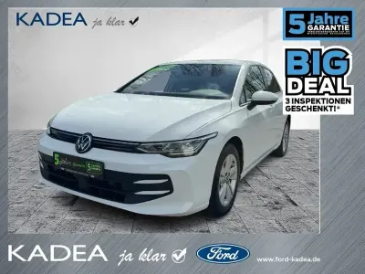 Gebraucht VW Golf VIII Life 116 PS (85 kW) 2024 Weiss Limousine