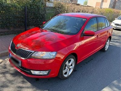 Gebraucht Skoda Rapid 90 PS (66 kW) 2013 Rot Kleinwagen