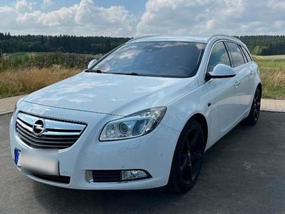 Gebraucht Opel Insignia 160 PS (117 kW) 2013 Weiß Kombi