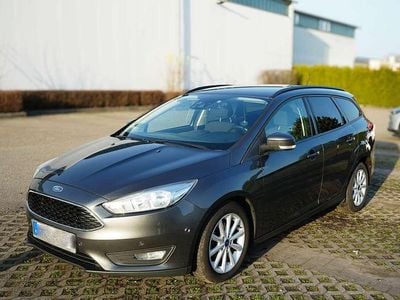 Gebraucht Ford Focus Business Edition 125 PS (91 kW) 2017 Grau Kombi