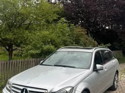 Gebraucht Mercedes C300 231 PS (169 kW) 2012 Silber Kombi