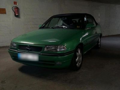 Gebraucht Opel Astra Cabriolet 75 PS (55 kW) 1999 Grün Cabrio