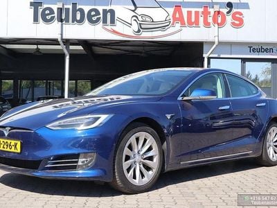 Second-hand Tesla Model S 244 kW (333 CP) 2018 Albastru Hatchback