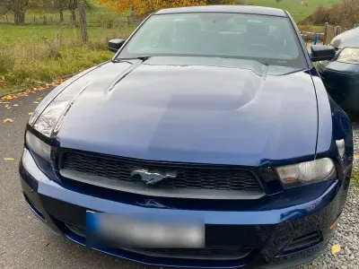 Gebraucht Ford Mustang 213 PS (156 kW) 2010 Blau Coupé