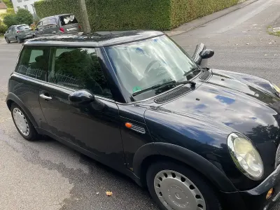 Używany Mini Cooper 120 KM (88 kW) 2005 Niebieski Hatchback