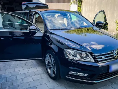 Używany VW Passat R-line 160 KM (117 kW) 2012 Czarny Sedan/Limuzyna