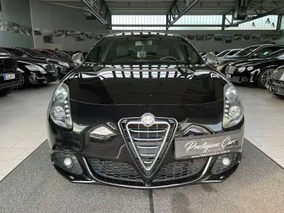 Gebraucht Alfa Romeo Giulietta Quadrifoglio Verde 235 PS (172 kW) 2012 Schwarz Kleinwagen