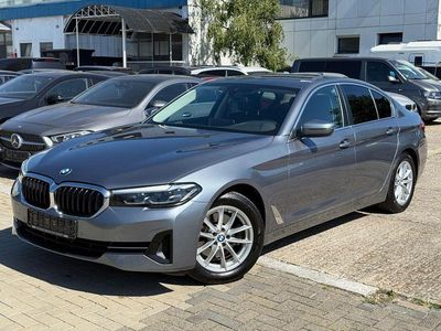 Gebraucht BMW 520 Sport Line 190 PS (139 kW) 2021 Blau Limousine