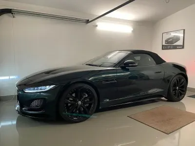Gebraucht Jaguar F-Type R-Dynamic 300 PS (220 kW) 2024 Grün Cabrio