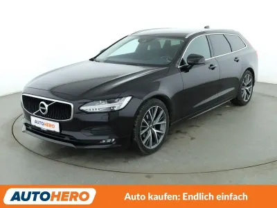 Gebraucht Volvo V90 Momentum 190 PS (139 kW) 2019 Schwarz Kombi