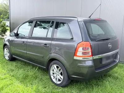 Gebraucht Opel Zafira 105 PS (77 kW) 2009 Grau Van / Kleinbus