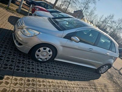 gebraucht Mercedes B180 