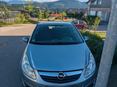 Gebraucht Opel Corsa Edition 80 PS (58 kW) 2010 Grau Kleinwagen