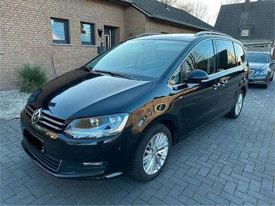 Second-hand VW Sharan Edition 177 CP (130 kW) 2015 Negru Monovolum