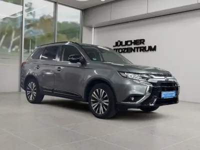 Gebraucht Mitsubishi Outlander Active 150 PS (110 kW) 2019 Grau SUV