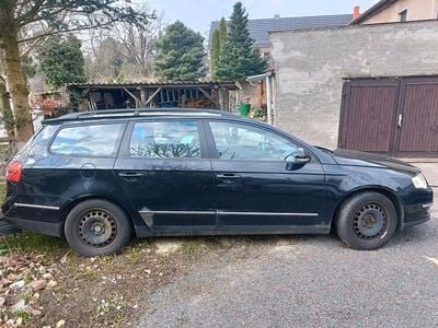 Gebraucht VW Passat 140 PS (102 kW) 2009 Schwarz Kombi