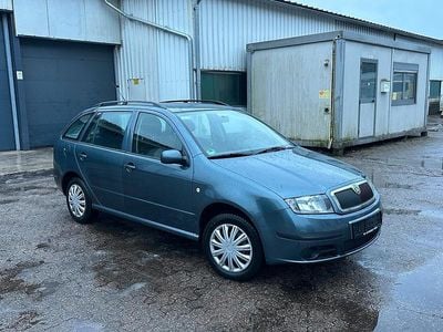 Grau Gebraucht 2006 Skoda Fabia Kombi | 1.499 € (Fairer Preis)