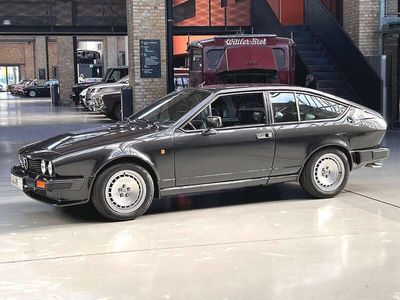 Alfa Romeo GTV