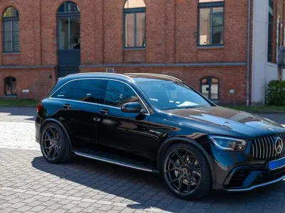 Gebraucht Mercedes GLC63 AMG AMG 476 PS (350 kW) 2021 Schwarz SUV