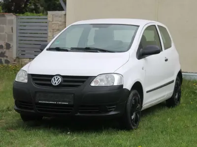 Gebraucht VW Fox 54 PS (39 kW) 2005 Weiß Kleinwagen