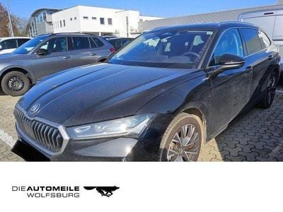 Gebraucht Skoda Superb LAURIN & KLEMENT 265 PS (194 kW) 2025 Ebony schwarz metallic Kombi