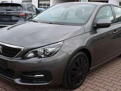 Grau metallic Gebraucht 2020 Peugeot 308 Active | 13.750 € (Fairer Preis)