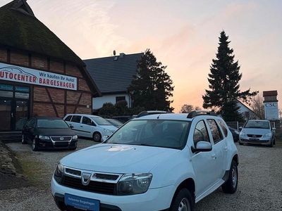 Weiß Gebraucht 2011 Dacia Duster Prestige SUV | 6.999 € (Etwas zu teuer)