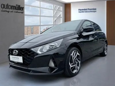 Gebraucht Hyundai i20 101 PS (74 kW) 2022 Schwarz Kleinwagen