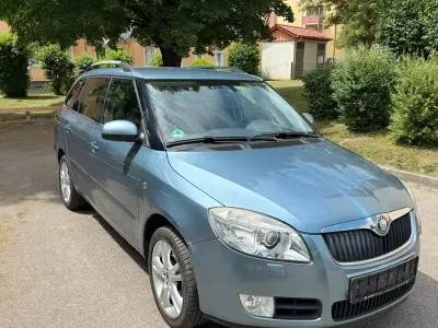 Gebraucht Skoda Fabia 105 PS (77 kW) 2009 Blau Kombi