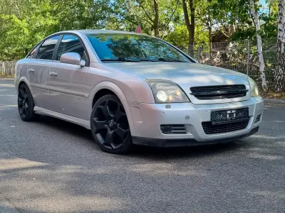 Gebraucht Opel Vectra GTS 146 PS (107 kW) 2005 Silber Limousine