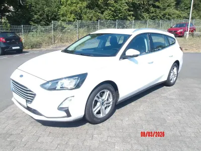 Gebraucht Ford Focus 101 PS (74 kW) 2021 Weiß Kombi