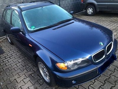 Blau Gebraucht 2003 BMW 316 Exclusive Kombi | 1.500 € (Guter Preis)