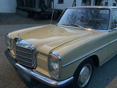 Gebraucht Mercedes 200/8 95 PS (69 kW) 1972 Beige Limousine