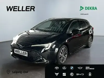 Gebraucht Toyota Corolla Team 140 PS (102 kW) 2025 Night time black (schwarz) Kombi