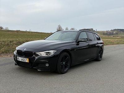Gebraucht BMW 330 M Sport 252 PS (185 kW) 2019 Schwarz Kombi