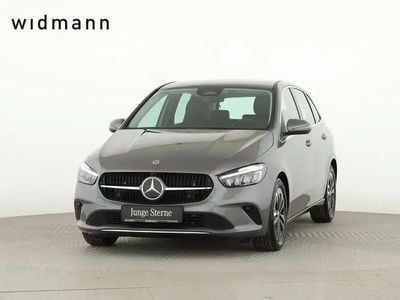 Ny Mercedes B200 Advanced 163 HK (119 kW) 2025 Grå MPV